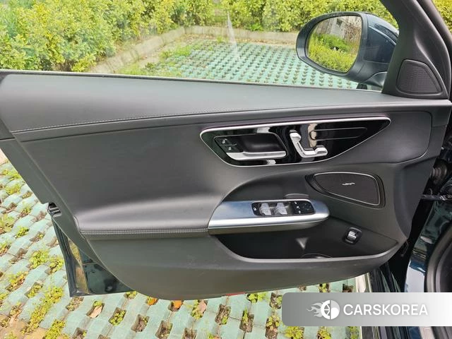 Mercedes-Benz Class C id 4297330 из Китая 9