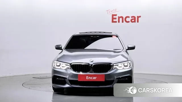 BMW 5 Series (G30) id 2990808 из Кореи 13