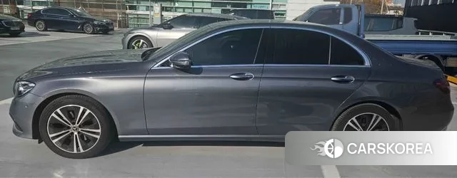 Mercedes-Benz E-Class W213 2020 Серый из Кореи, фото 3