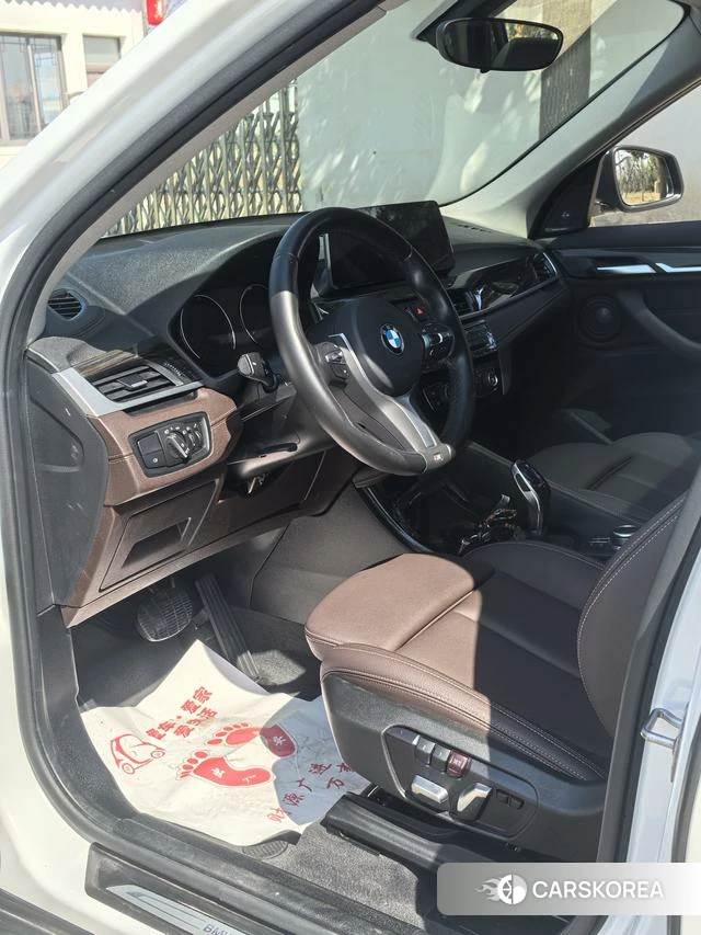 BMW X1 2023 Белый из Китая, фото 5