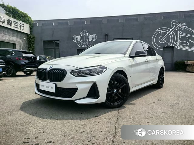 BMW 1 series 2023 Белый из Китая, фото 3