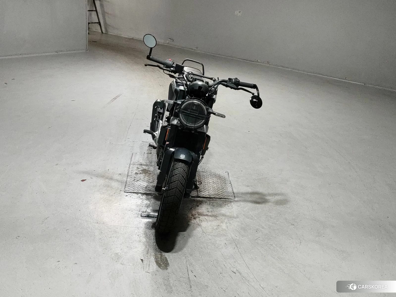 Husqvarna SVARTPILEN 250 2020 из Японии