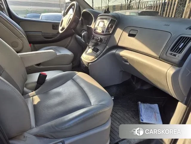 Hyundai The New Grand Starex 2019 Черный из Кореи, фото 6