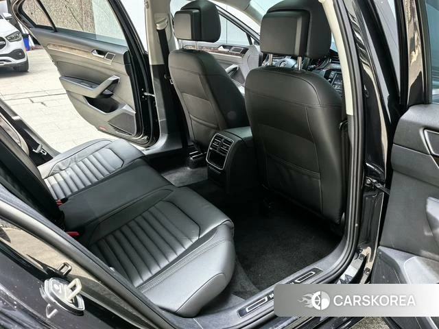 Volkswagen Magotan id 4253377 из Китая 7