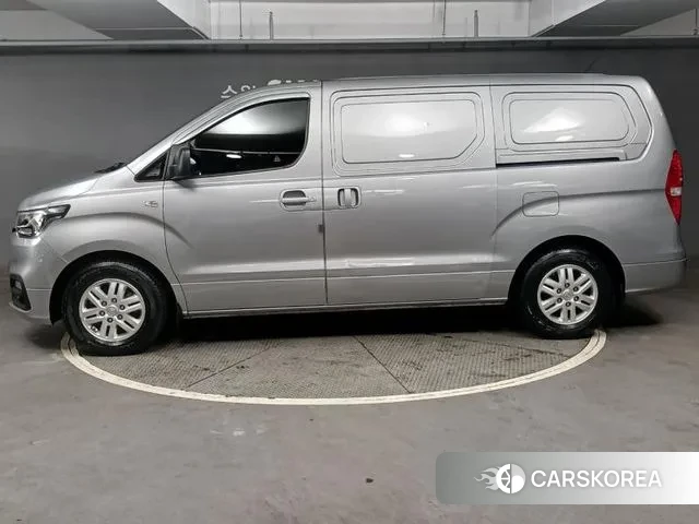 Hyundai The New Grand Starex id 3474780 из Кореи 12