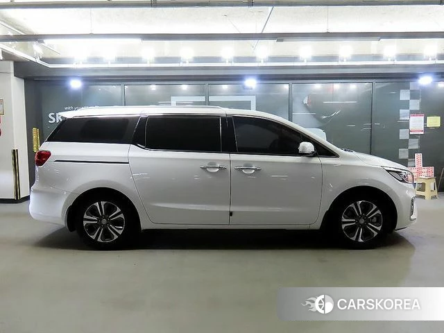 Kia The New Carnival id 4502710 из Кореи 13