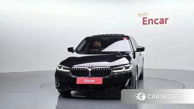 BMW 5 Series (G30) id 3701610 из Кореи 13