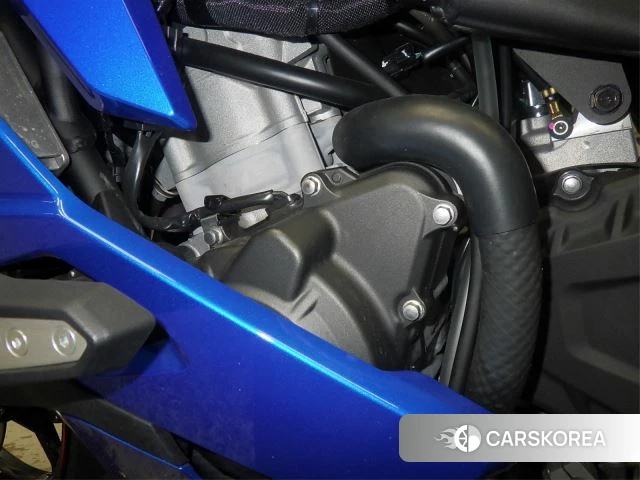 Engine photo