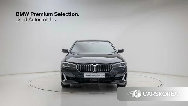 BMW 5 Series (G30) id 4671124 из Кореи 13