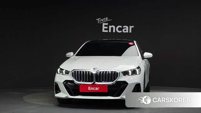 BMW 5 Series (G60) id 4266133 из Кореи 23