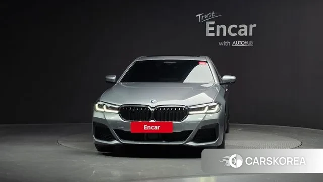 BMW 5 Series (G30) id 3366056 из Кореи 13