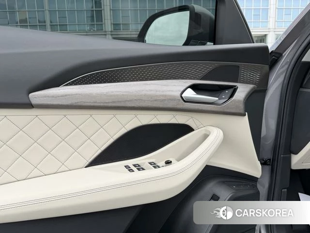 Audi Q6 id 4272790 из Китая 11