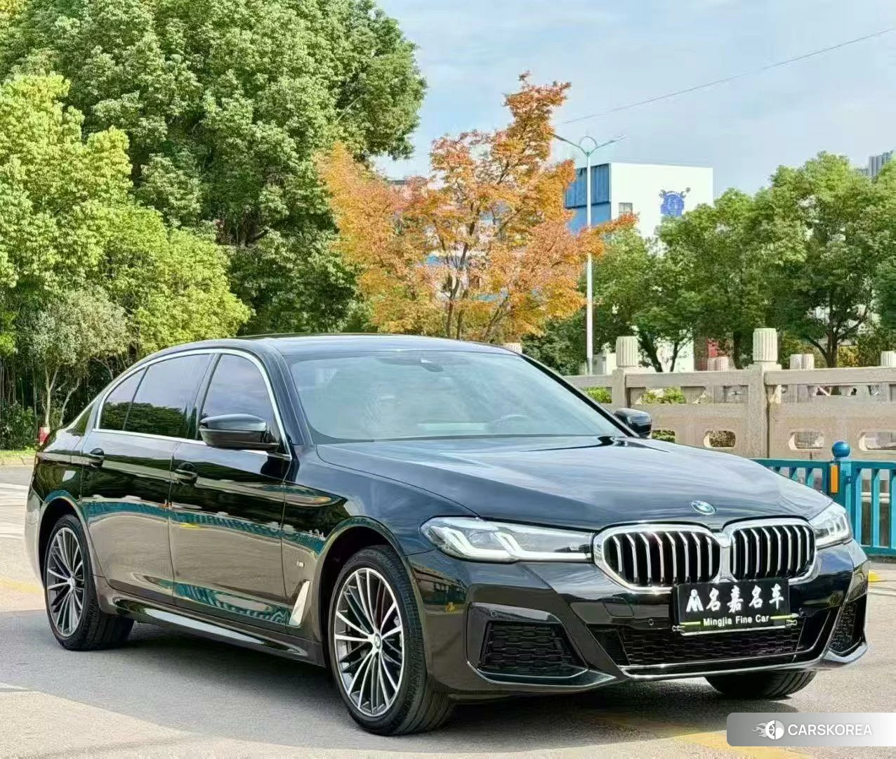 BMW 5 series 2023 Черный из Китая, фото 3