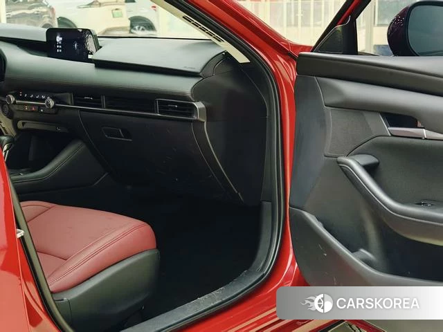 Mazda 3 Angkesaila 2023 Красный из Китая, фото 3