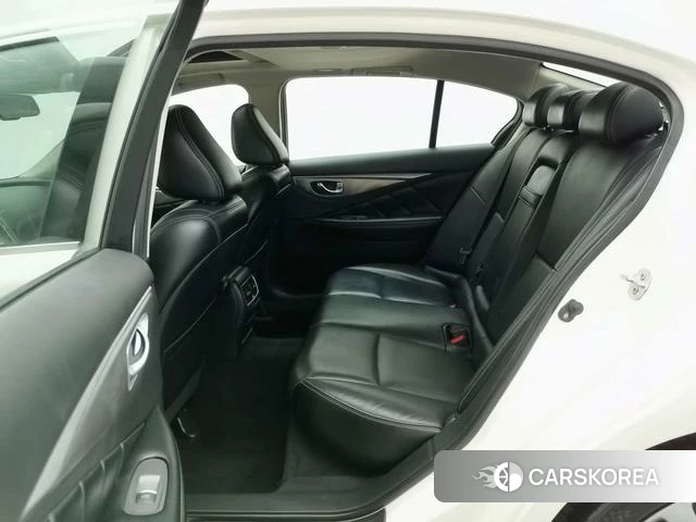Infiniti Q50L id 4254317 из Китая 13