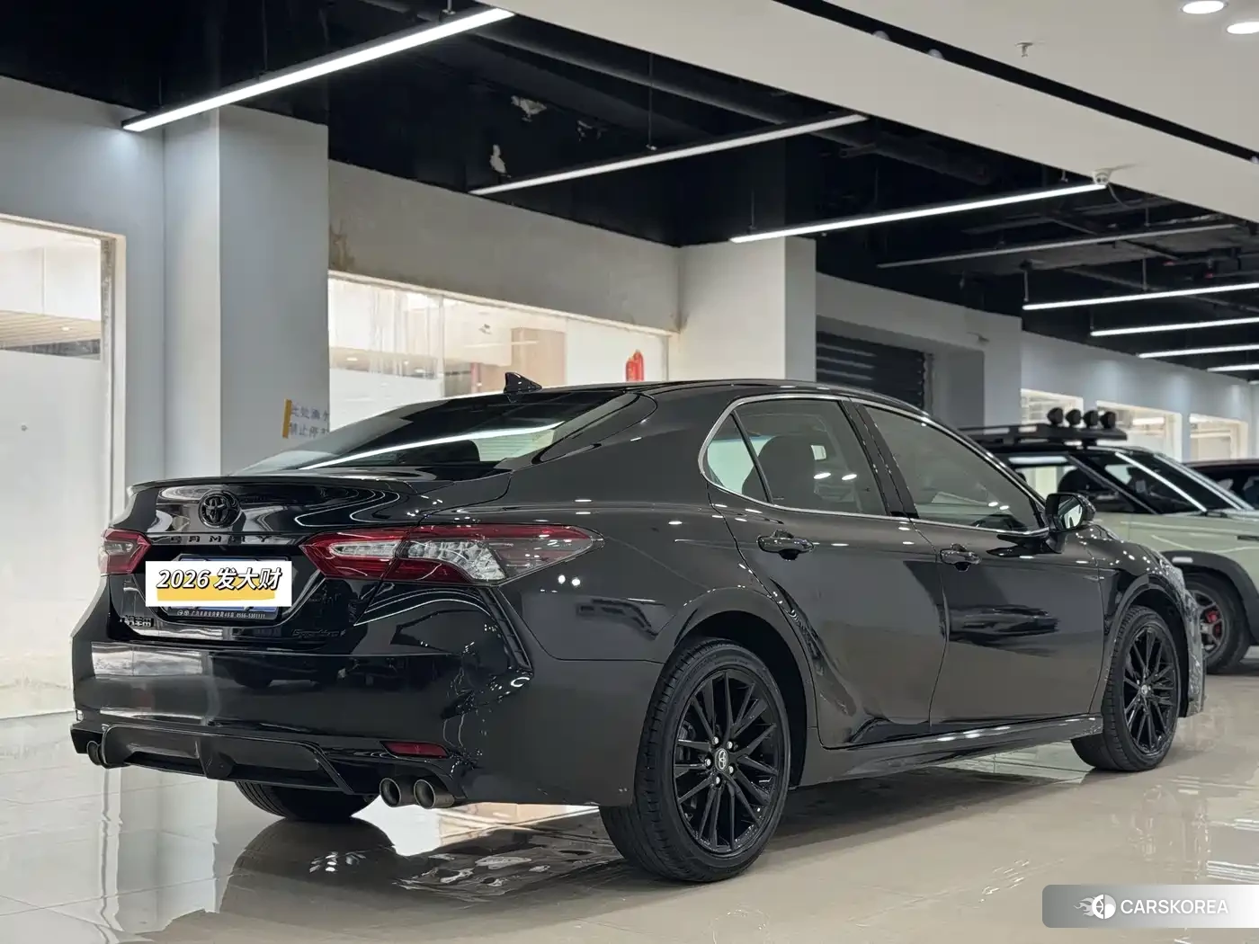 Toyota Camry 2023 Черный из Китая, фото 3