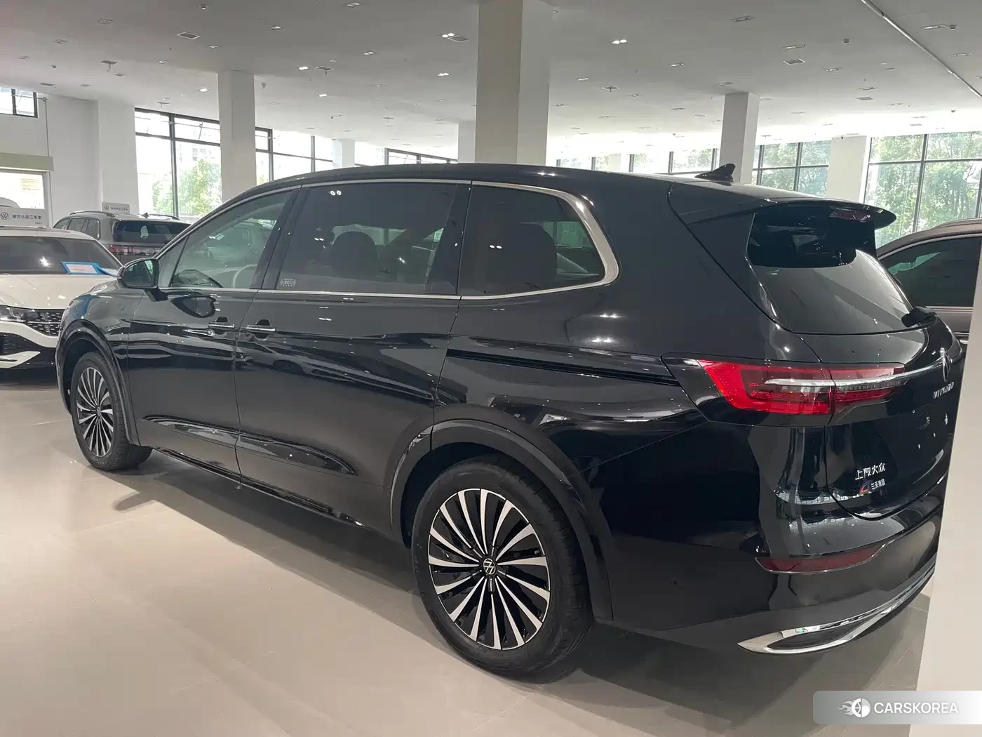 Volkswagen Viloran 2024 Черный из Китая, фото 3