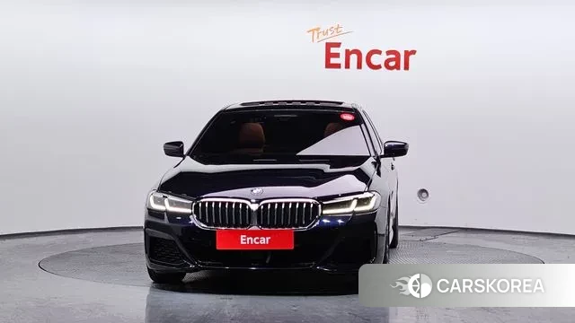 BMW 5 Series (G30) id 3503589 из Кореи 13