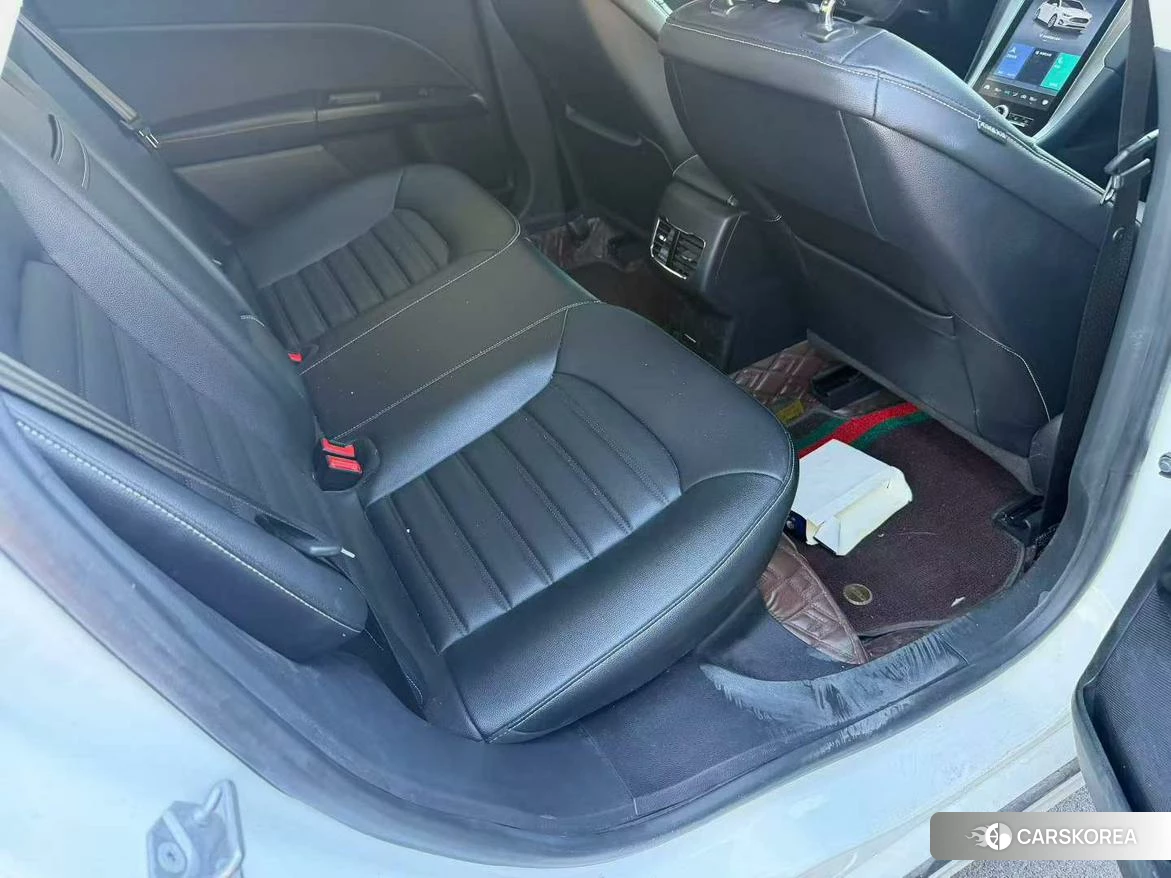 Ford Mondeo 2020 Белый из Китая, фото 3