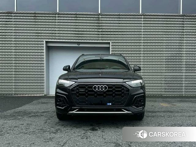 Audi Q5L id 4333729 из Китая 9