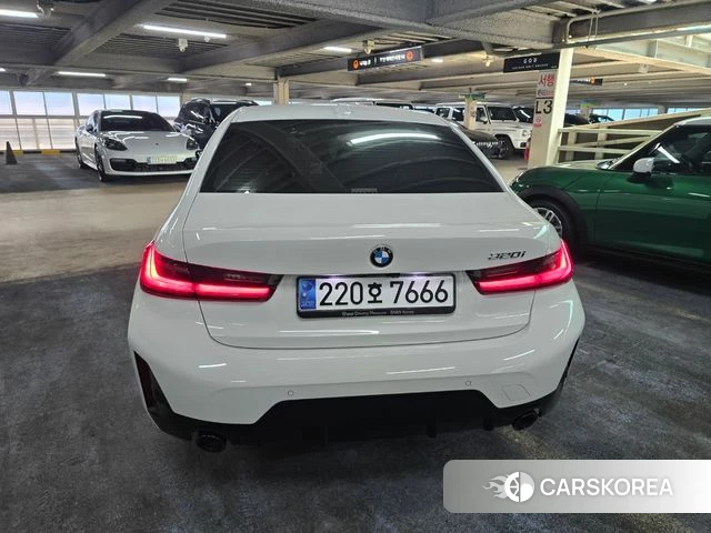 BMW 3 Series (G20) 2023 Белый из Кореи, фото 3