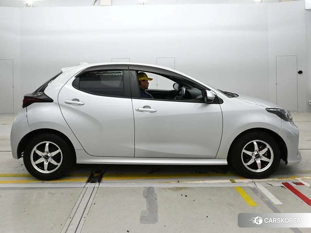Toyota Yaris 2020 из Японии, фото 3