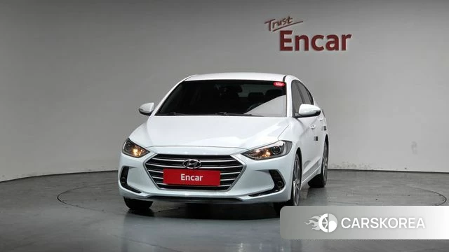 Hyundai Avante AD id 3937237 из Кореи 13