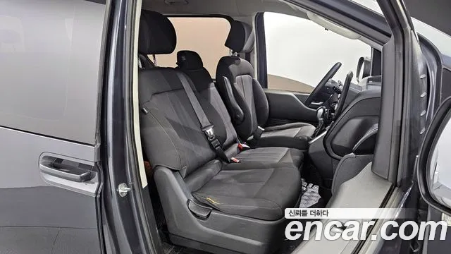 Hyundai Staria id 2645561 из Кореи 13