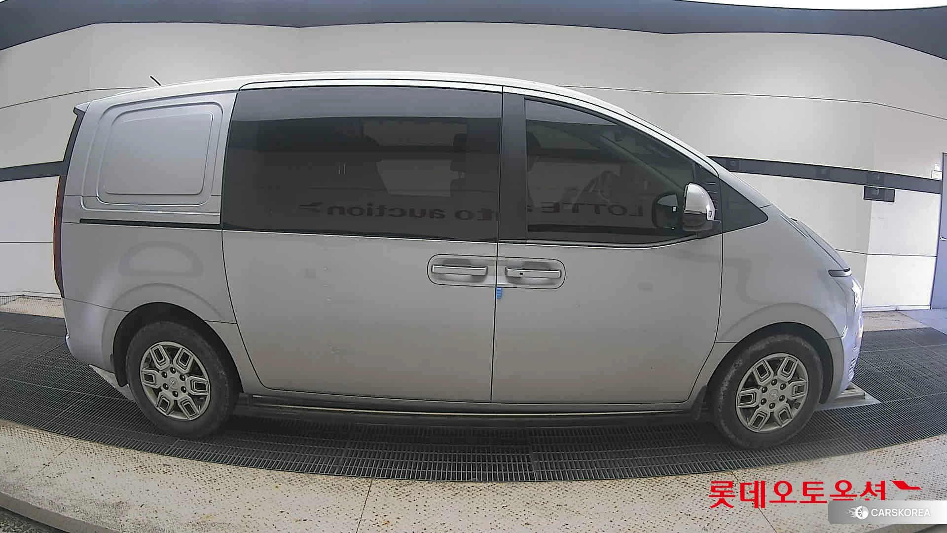 Hyundai Staria id 4909168 из Кореи 23