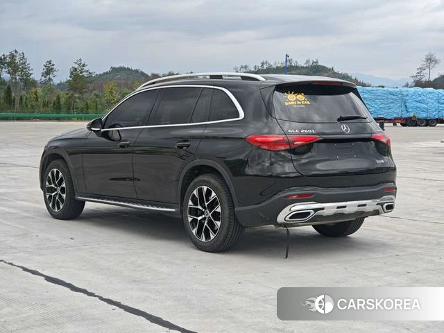 Mercedes-Benz GLC 2024 Черный из Китая, фото 3