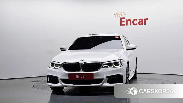 BMW 5 Series (G30) id 4702912 из Кореи 13