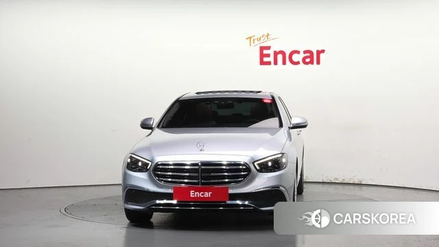 Mercedes-Benz E-Class W213 id 4231990 из Кореи 23