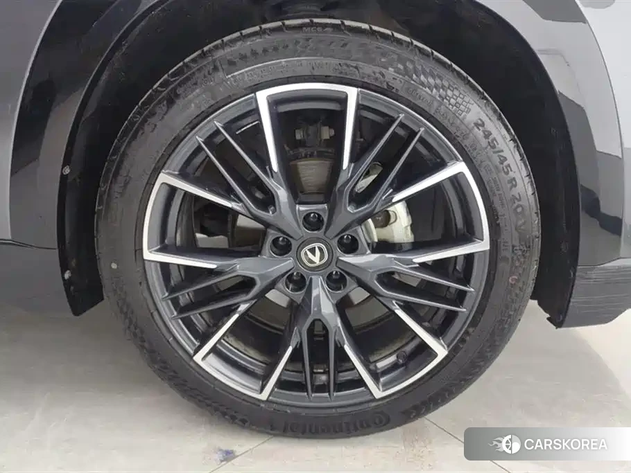 Chang'an Changan UNI-T id 4577799 из Китая 9