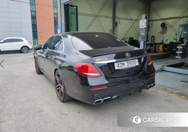 Mercedes-Benz E-Class W213 2018 Черный из Кореи, фото 3
