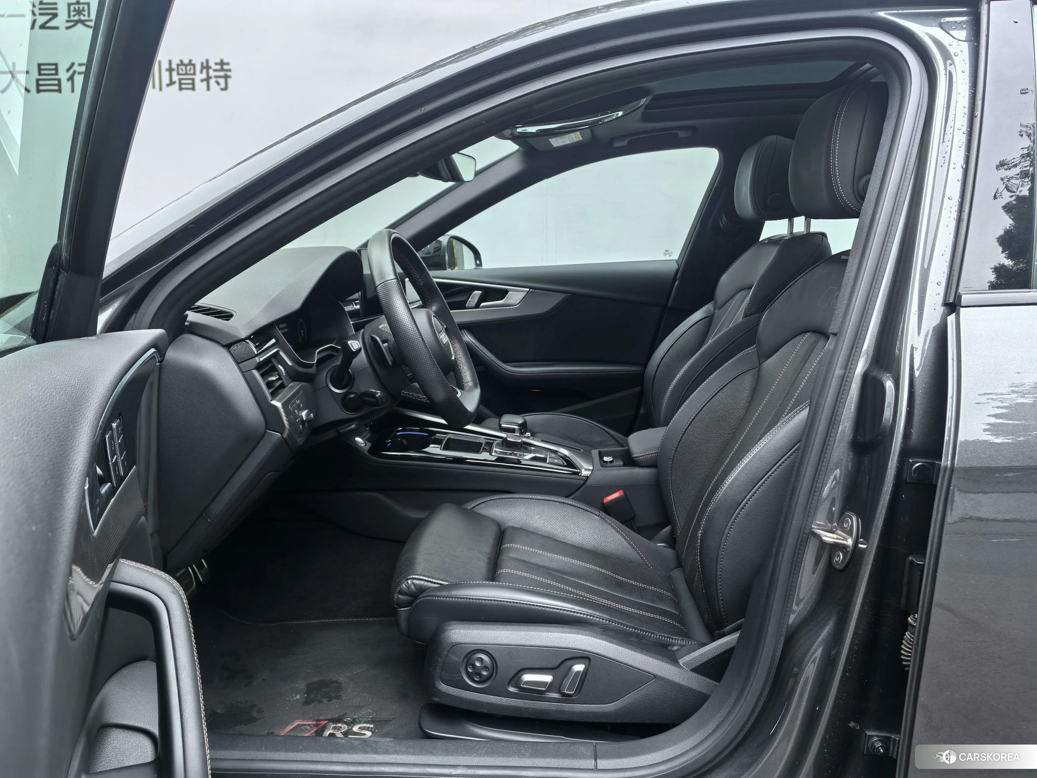 Audi A4L id 4440851 из Китая 19