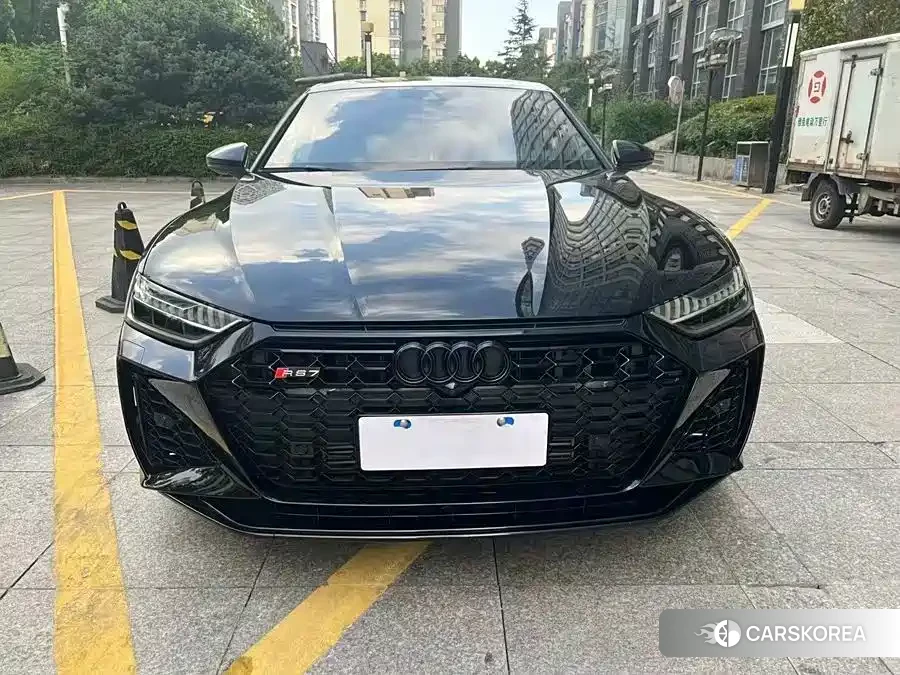 Audi A7 2021 Черный из Китая, фото 4