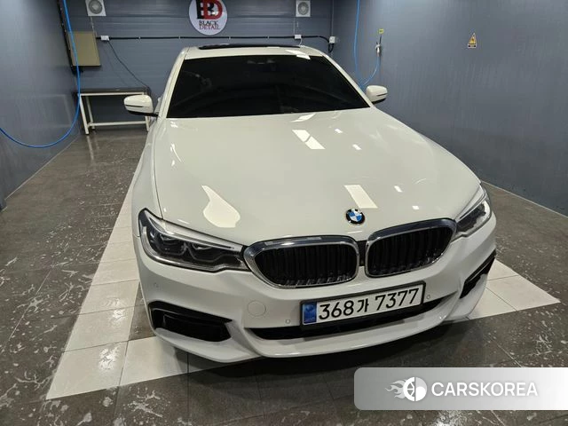 BMW 5 Series (G30) 2020 Белый из Кореи, фото 3