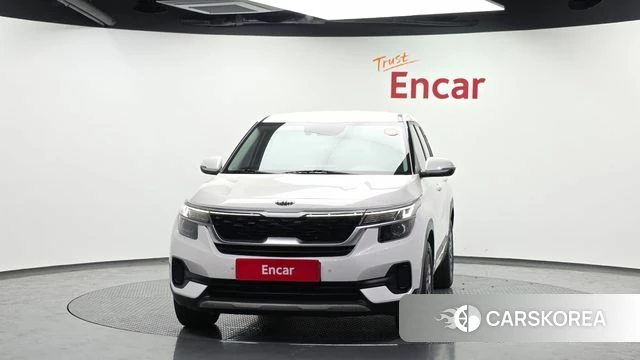 Kia Seltos id 4268583 из Кореи 23