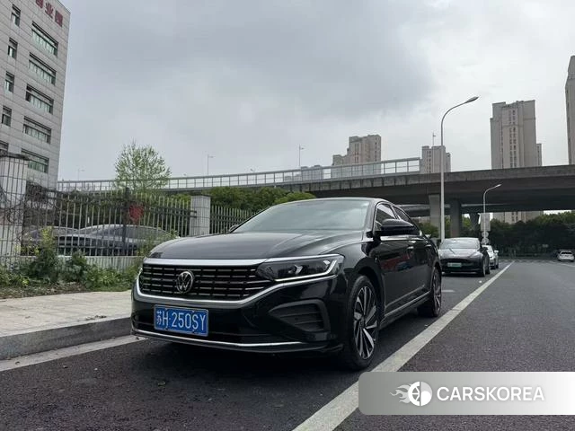 Volkswagen Passat 2024 Черный из Китая, фото 4