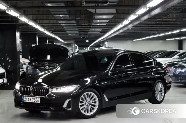 BMW 5 Series (G30) id 3572812 из Кореи 13