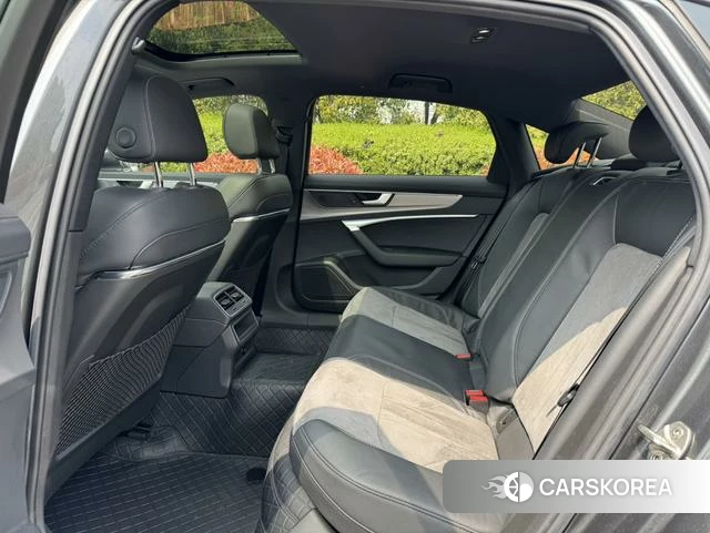 Audi A6L id 4265145 из Китая 8