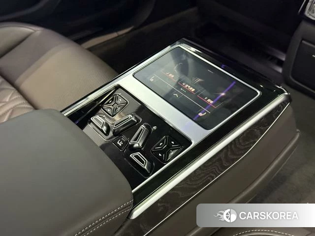 Audi A8 id 4291139 из Китая 10