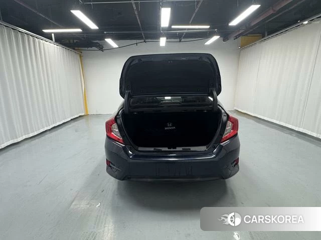 Honda Civic id 4273124 из Китая 13