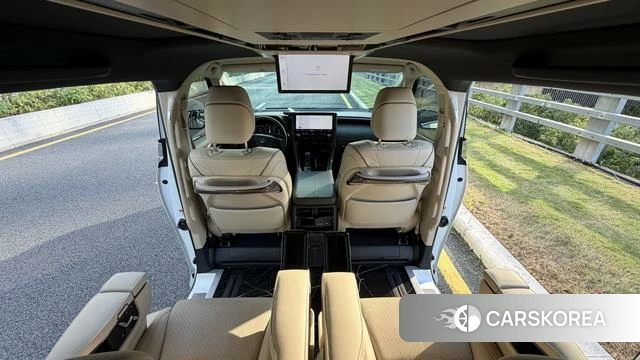 Toyota Elfa 2024 Белый из Китая, фото 5