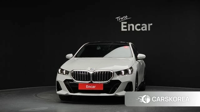 BMW 5 Series (G60) id 4229813 из Кореи 13