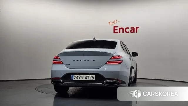 Genesis The New G70 id 3555878 из Кореи 13