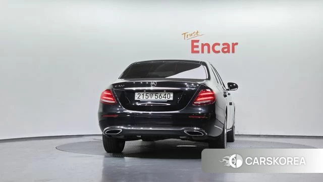 Mercedes-Benz E-Class W213 id 3904928 из Кореи 13