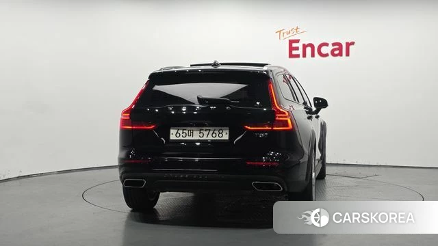 Volvo V60 Cross-Country 2nd Generation id 4581720 из Кореи 23