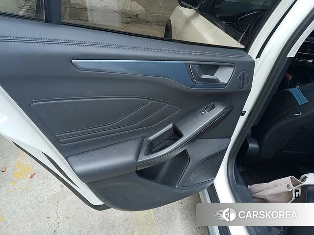 Ford Fox id 4394128 из Китая 14