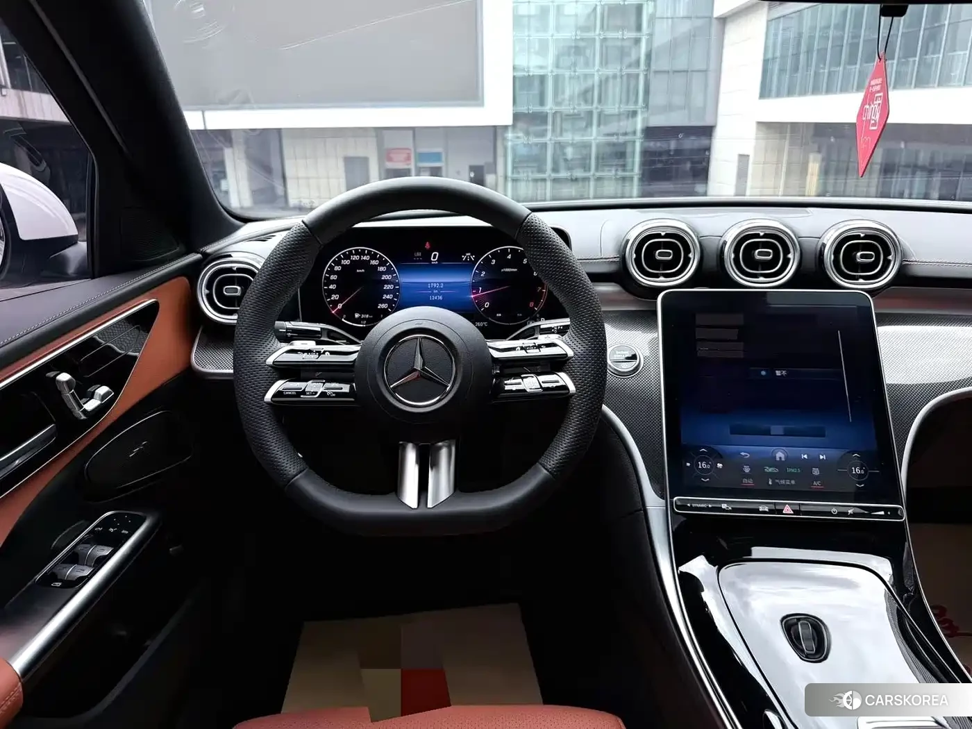 Mercedes-Benz C-class 2024 Белый из Китая, фото 3
